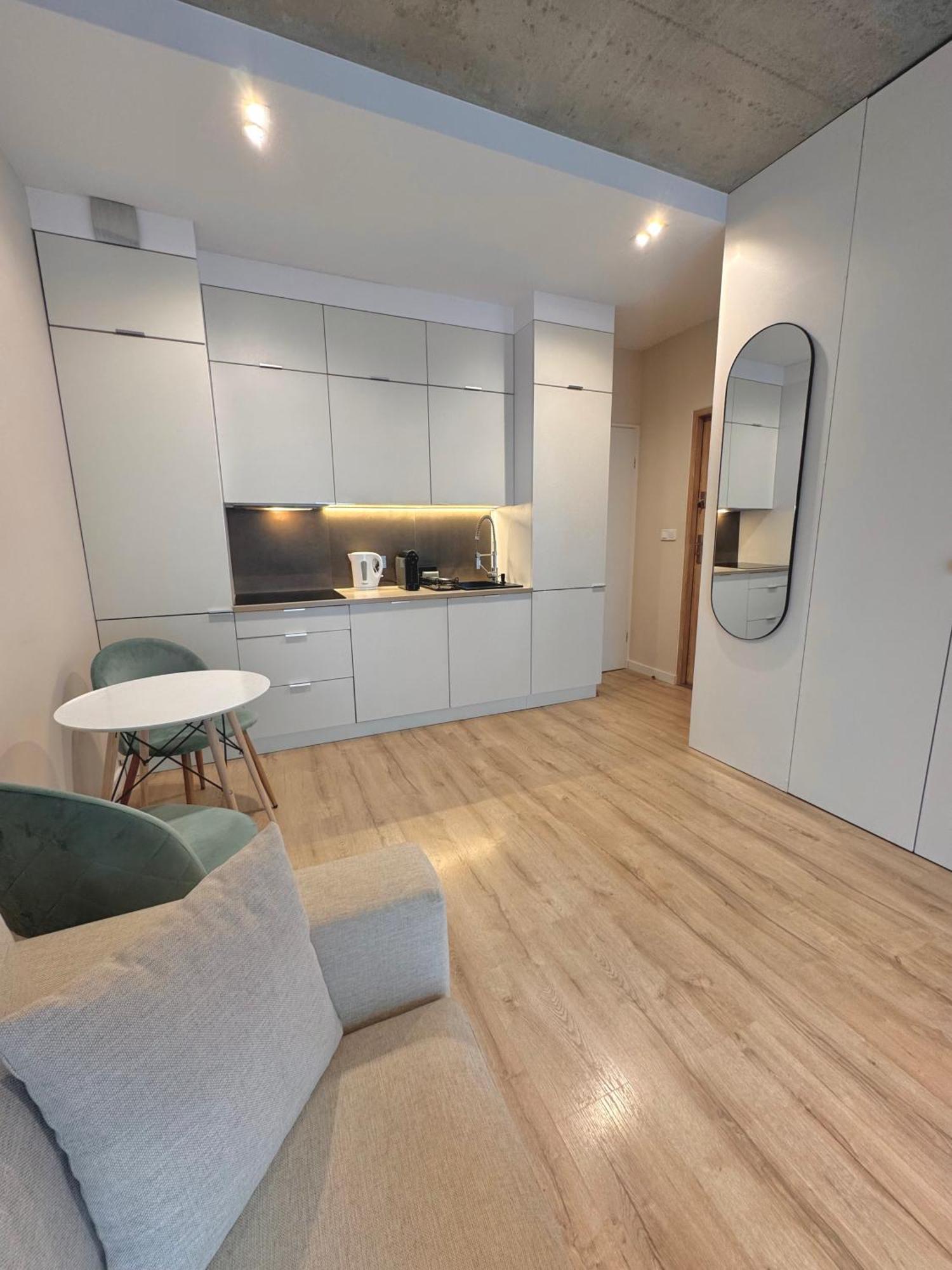 Komputerowa Apartments Airport And Business District وارسو المظهر الخارجي الصورة